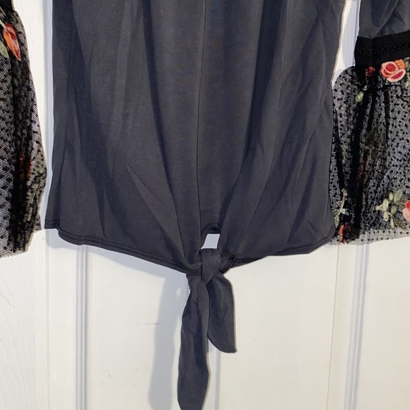 ❌DONATED❌Charcoal Gray Off The Shoulders Mesh Floral Bell Sleeve Tie Knot Top - Picture 7 of 13